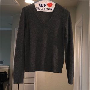 SAKS FIFTH AVENUE cashmere sweater